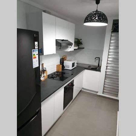 Jadessie " Centre Ville - Downtown " بوانت-آه-بيتر المظهر الخارجي الصورة